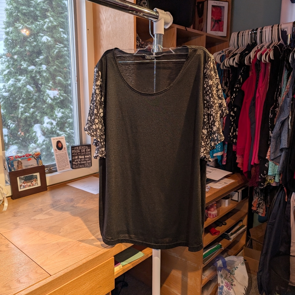 #720 Bloomchic Blouse